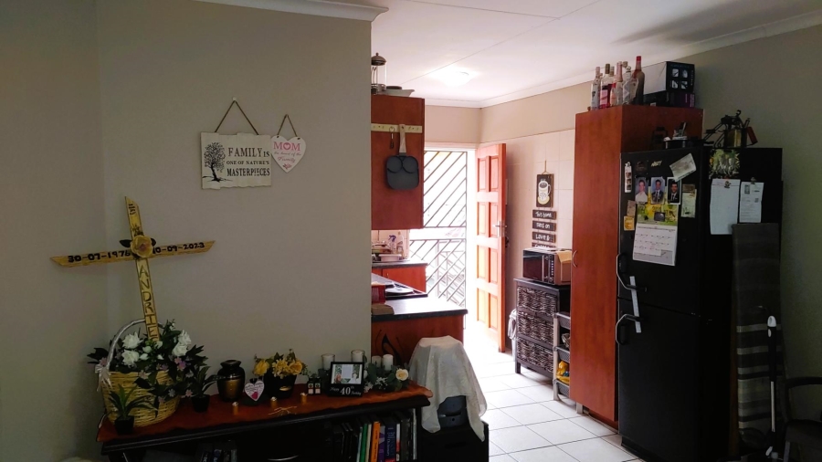 To Let 2 Bedroom Property for Rent in Montana Gauteng