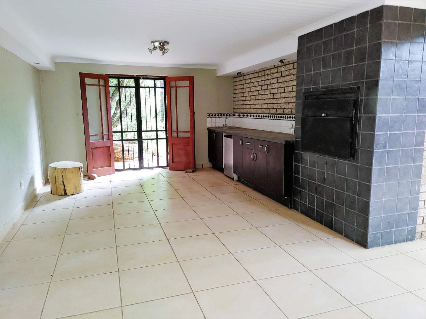 4 Bedroom Property for Sale in Baileys Muckleneuk Gauteng
