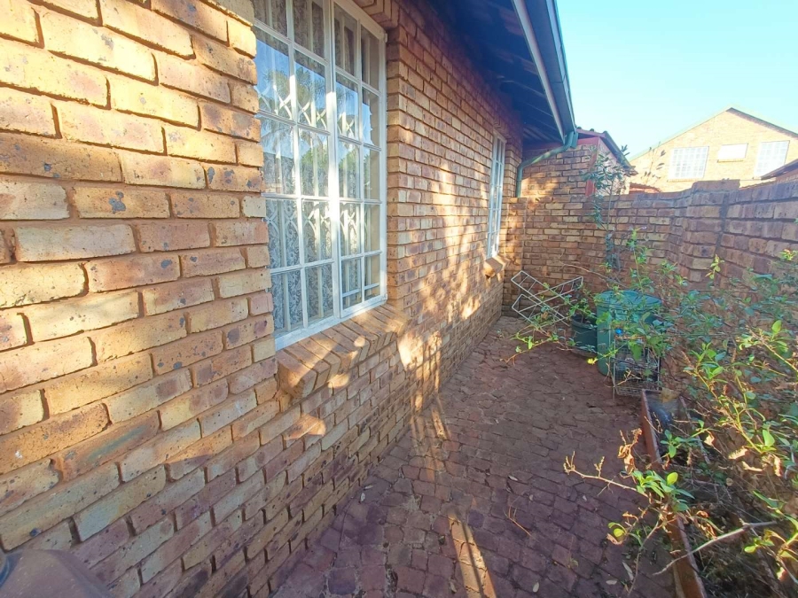 3 Bedroom Property for Sale in Clubview Gauteng