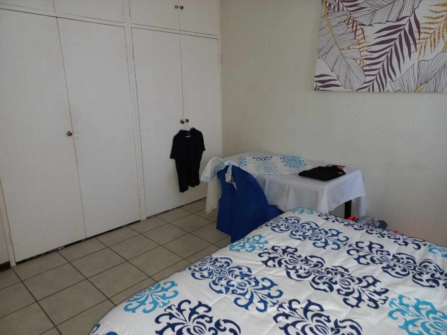 1 Bedroom Property for Sale in Parkdene Gauteng