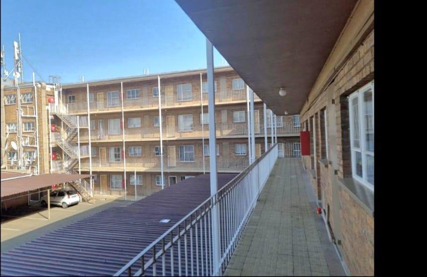 1 Bedroom Property for Sale in Parkdene Gauteng