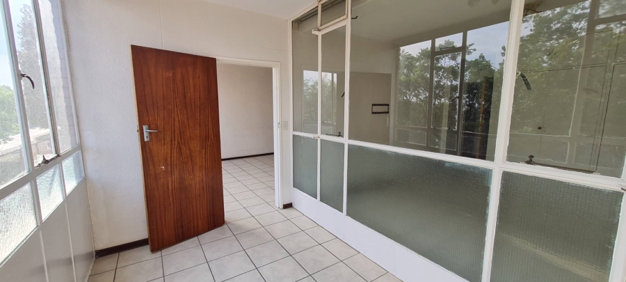 1 Bedroom Property for Sale in Parkdene Gauteng