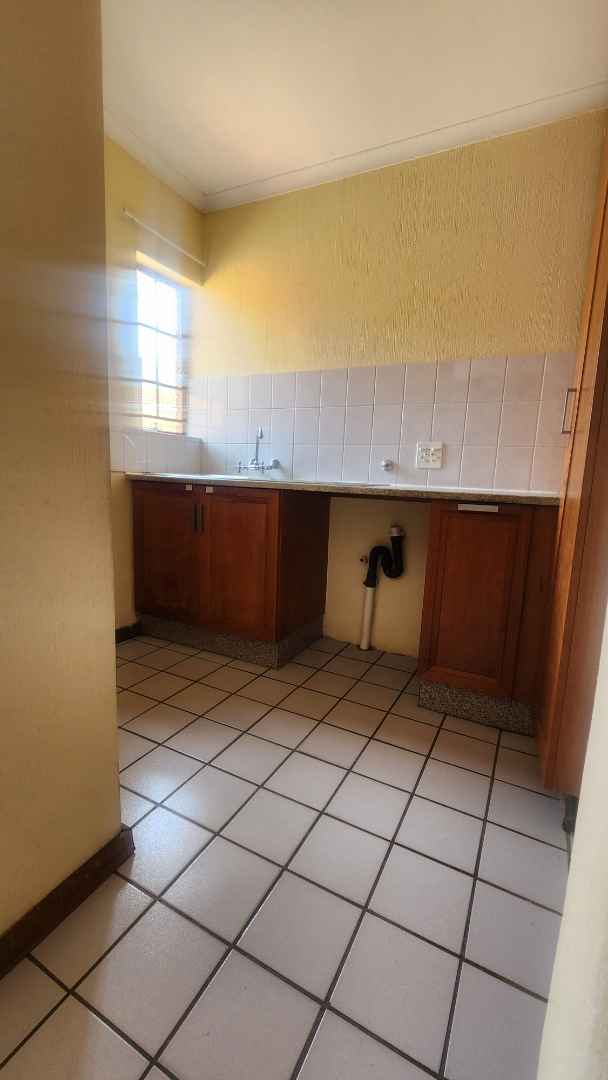 To Let 4 Bedroom Property for Rent in Amandasig Gauteng