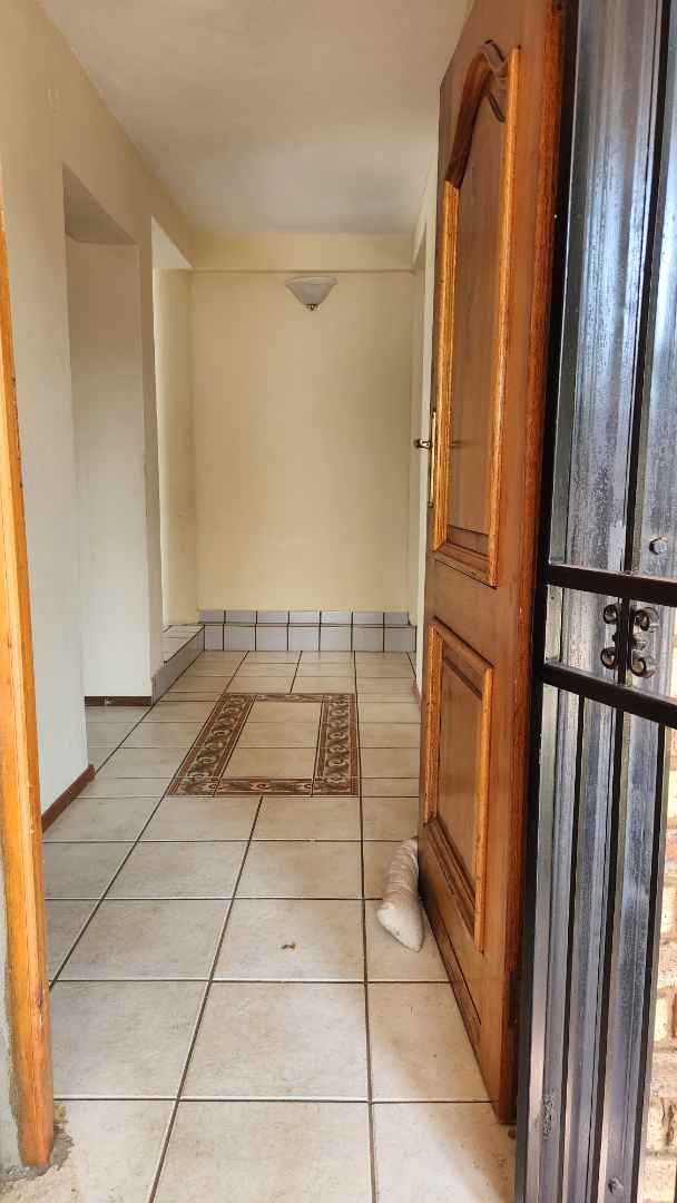 To Let 4 Bedroom Property for Rent in Amandasig Gauteng