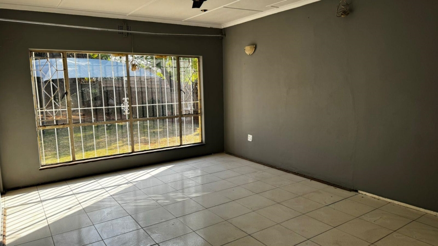 To Let 3 Bedroom Property for Rent in Primrose East Gauteng