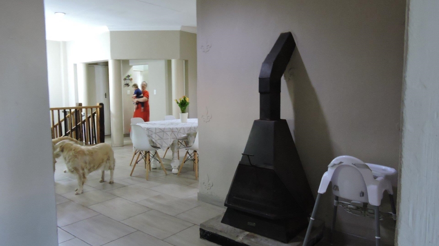 3 Bedroom Property for Sale in Val de Grace Gauteng