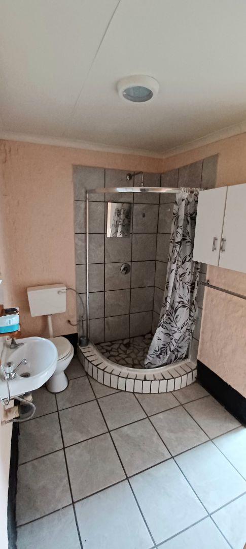 To Let 1 Bedroom Property for Rent in Pretoria North Gauteng