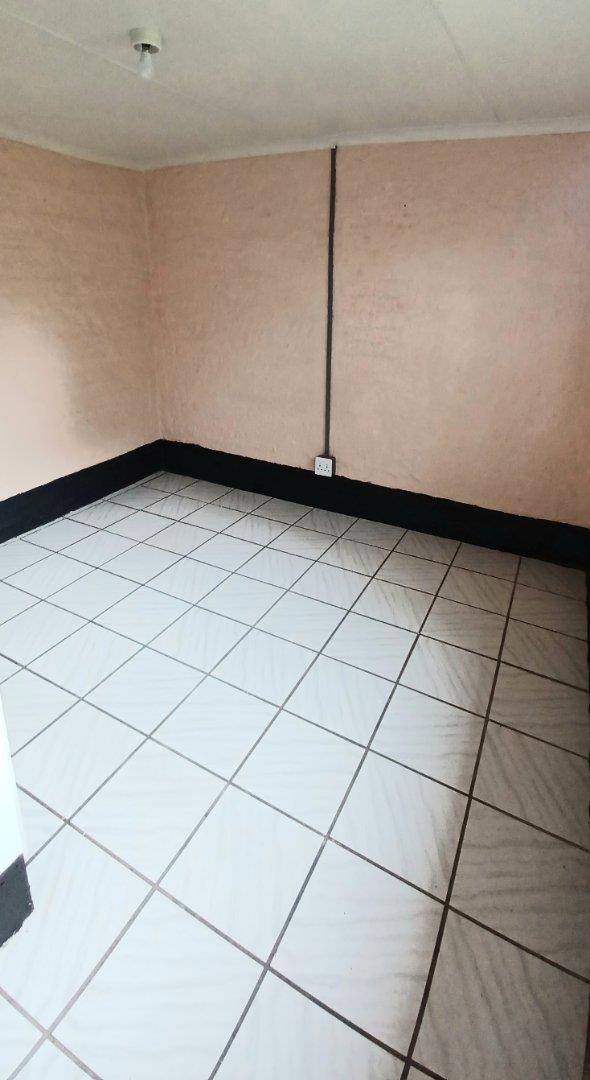 To Let 1 Bedroom Property for Rent in Pretoria North Gauteng