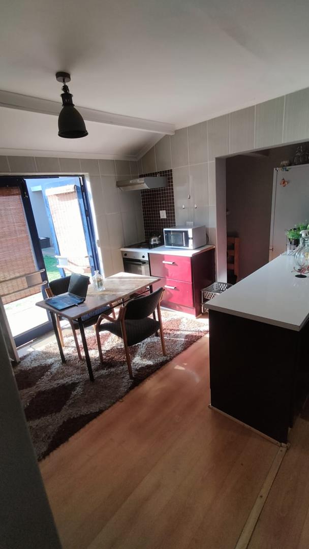 To Let 3 Bedroom Property for Rent in Sophiatown Gauteng