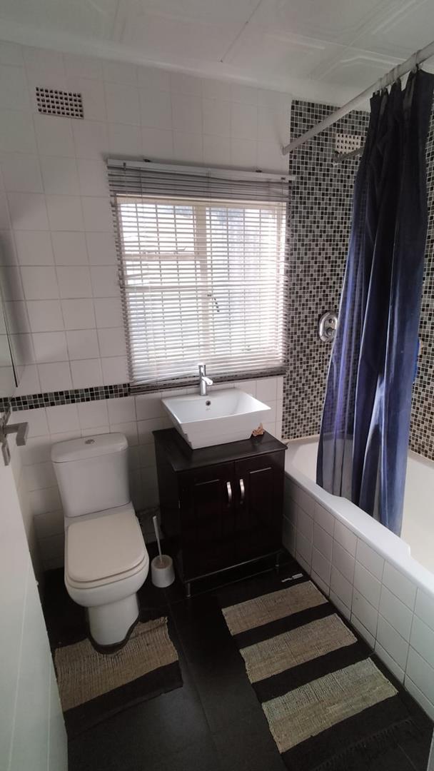 To Let 3 Bedroom Property for Rent in Sophiatown Gauteng