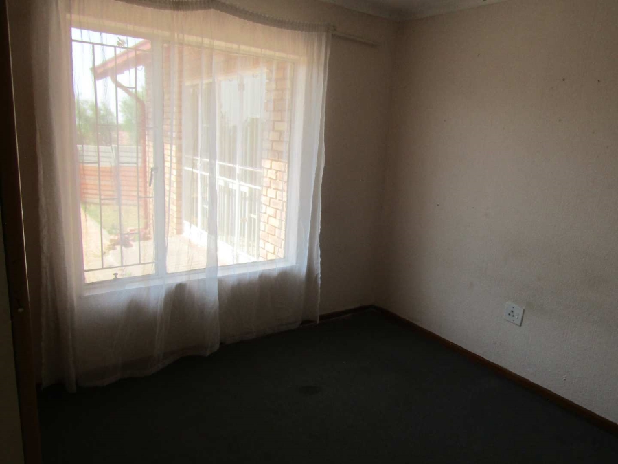 3 Bedroom Property for Sale in Terenure Gauteng