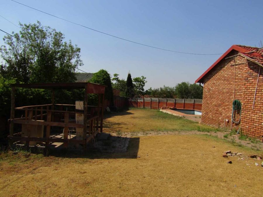 3 Bedroom Property for Sale in Terenure Gauteng