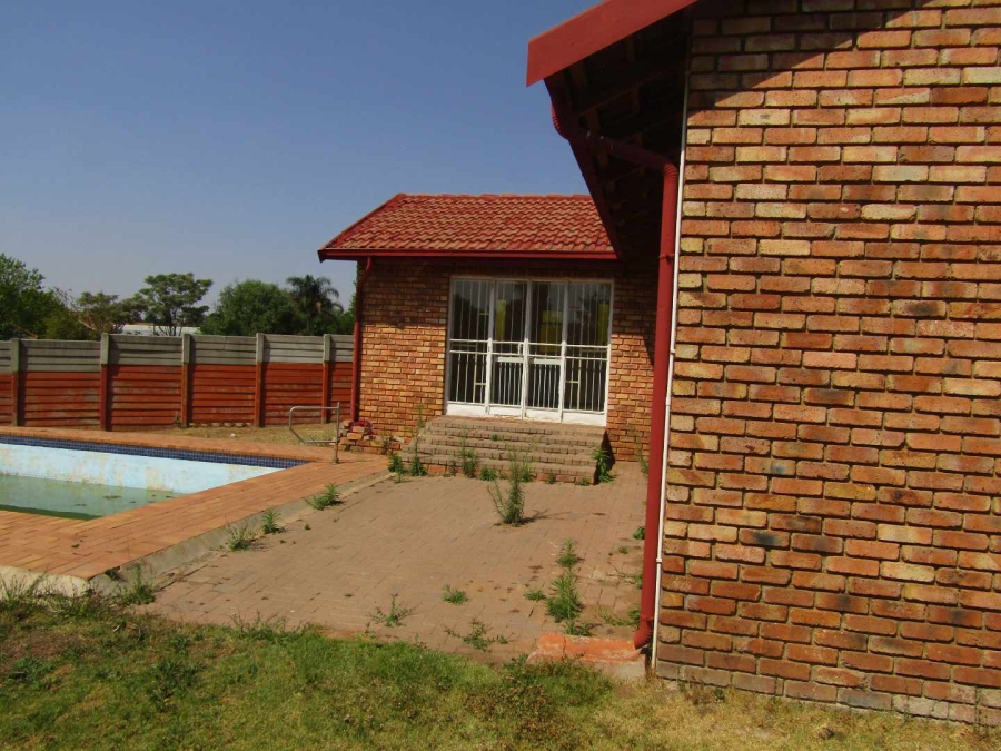 3 Bedroom Property for Sale in Terenure Gauteng