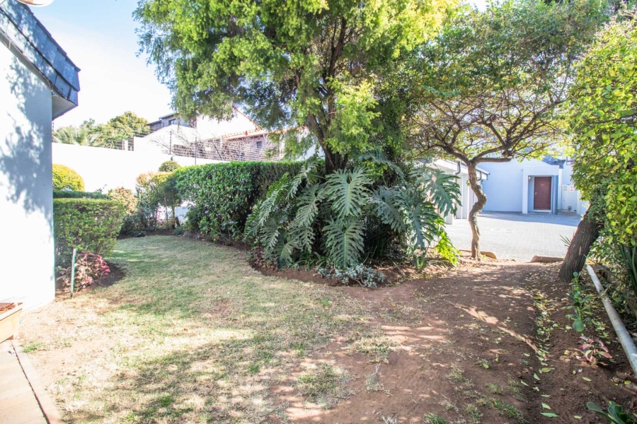 To Let 3 Bedroom Property for Rent in Lakefield Gauteng