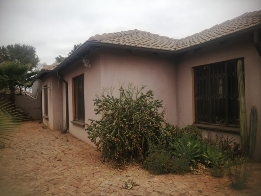 0 Bedroom Property for Sale in The Orchards Gauteng