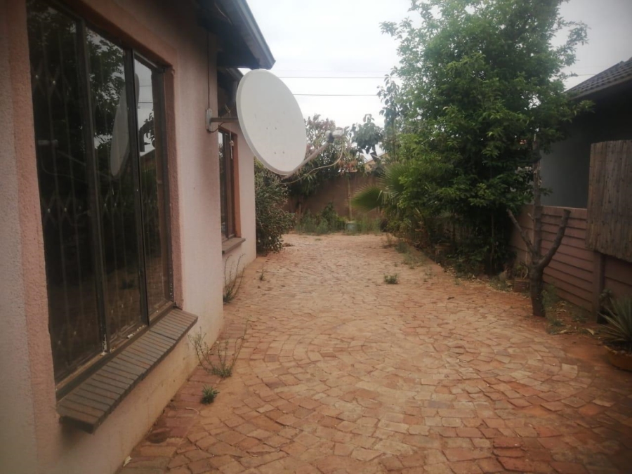 0 Bedroom Property for Sale in The Orchards Gauteng