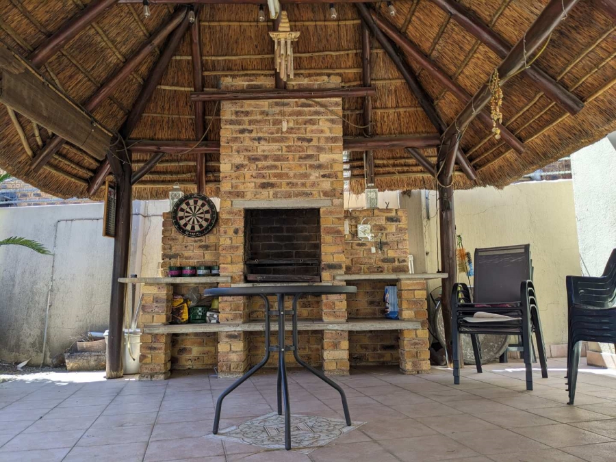 4 Bedroom Property for Sale in Bruma Gauteng