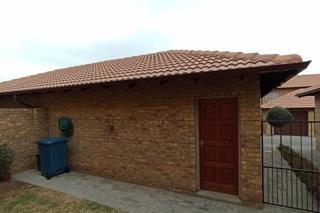 3 Bedroom Property for Sale in Kosmosdal Gauteng