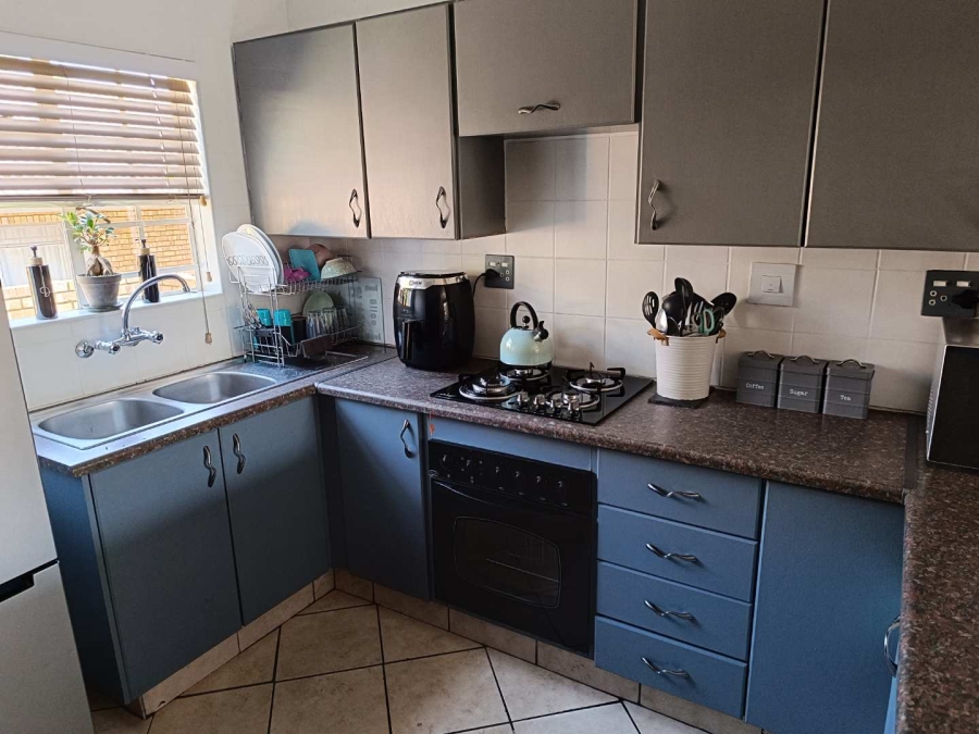 2 Bedroom Property for Sale in Amberfield Glen Gauteng