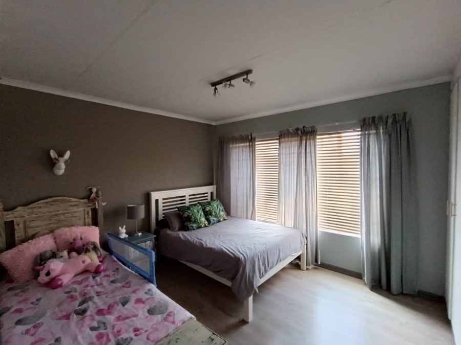 2 Bedroom Property for Sale in Amberfield Glen Gauteng