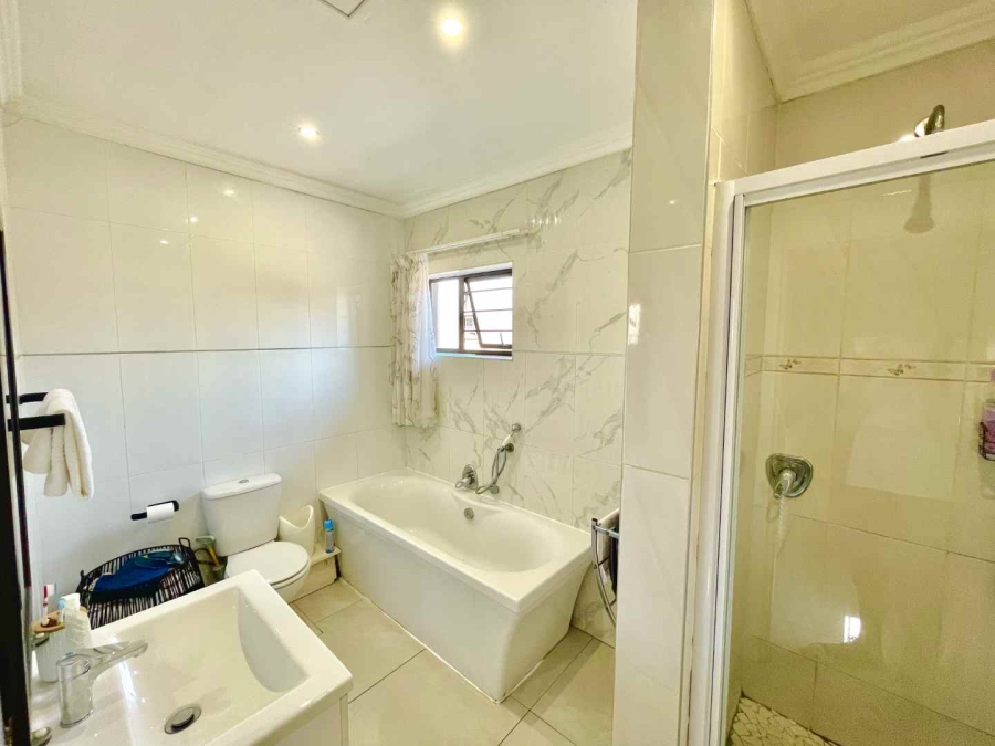 4 Bedroom Property for Sale in Hazeldean Gauteng