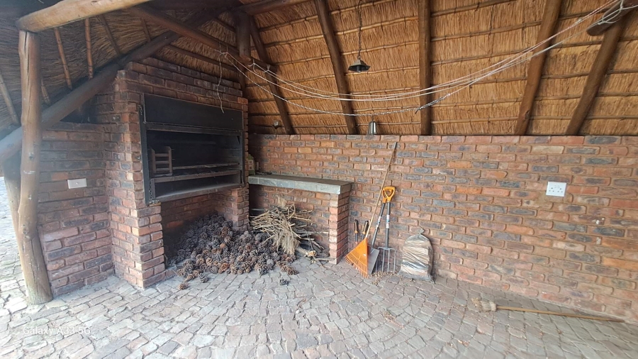 4 Bedroom Property for Sale in Buccleuch Gauteng