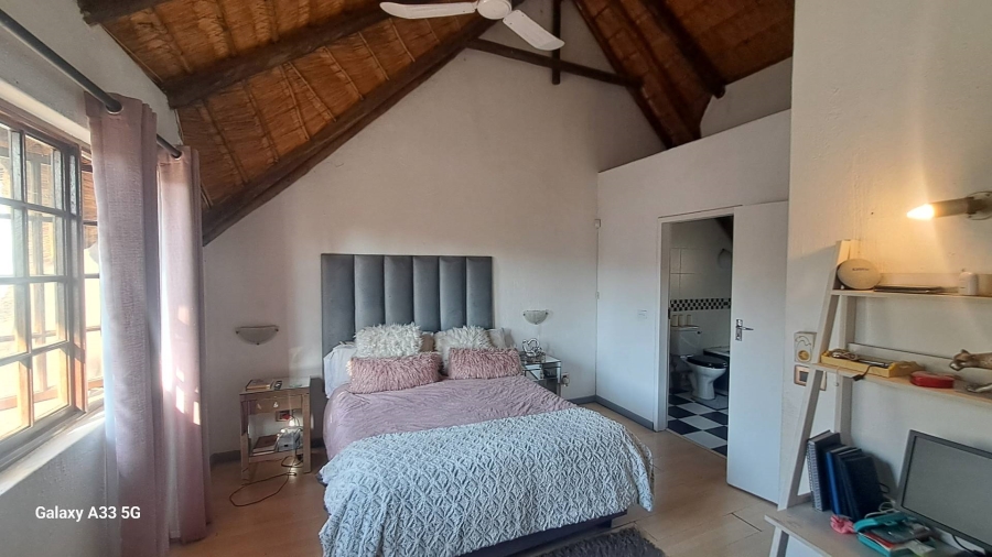 4 Bedroom Property for Sale in Buccleuch Gauteng