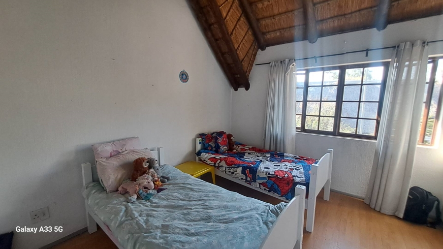 4 Bedroom Property for Sale in Buccleuch Gauteng