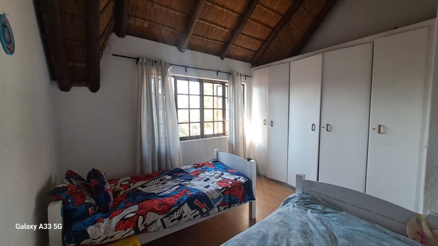 4 Bedroom Property for Sale in Buccleuch Gauteng