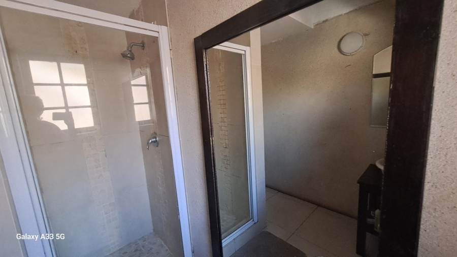 4 Bedroom Property for Sale in Buccleuch Gauteng