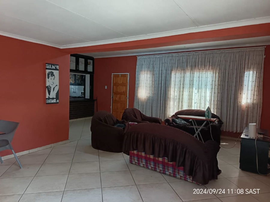 5 Bedroom Property for Sale in Vrededorp Gauteng