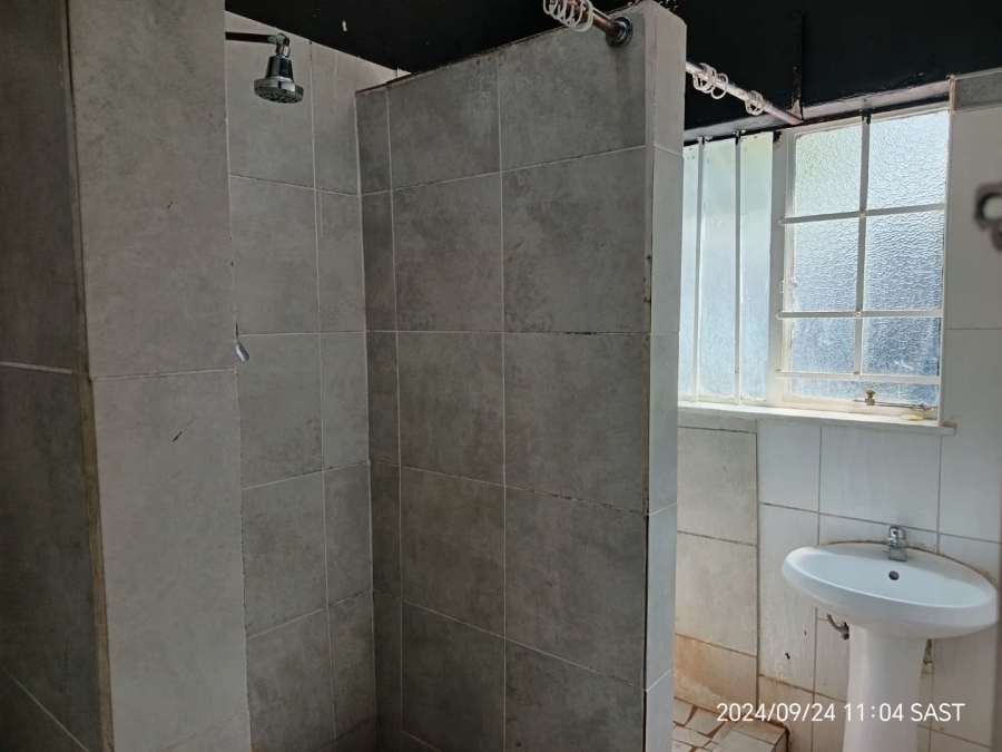 5 Bedroom Property for Sale in Vrededorp Gauteng