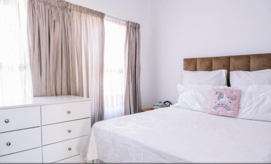 3 Bedroom Property for Sale in Glen Marais Gauteng