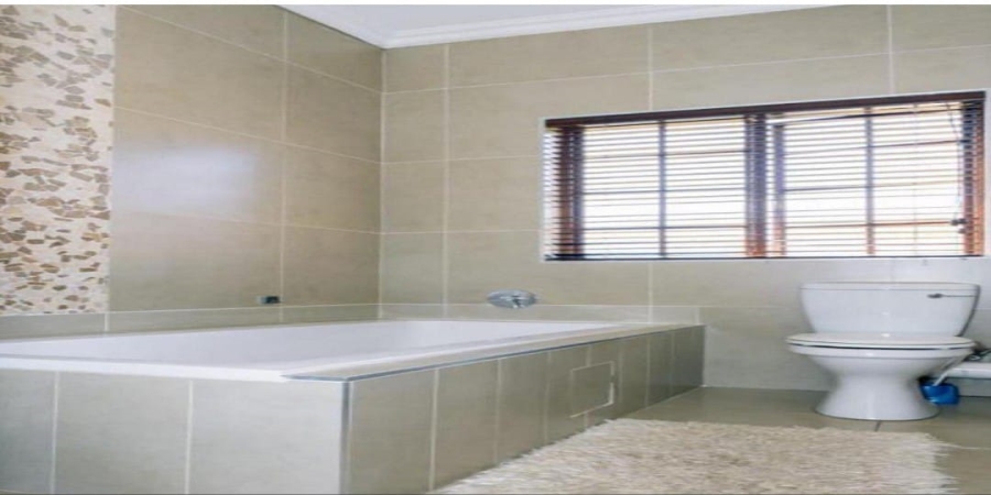 3 Bedroom Property for Sale in Glen Marais Gauteng