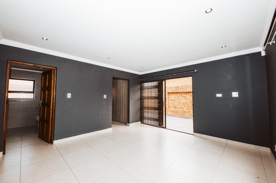 3 Bedroom Property for Sale in Raceview Gauteng