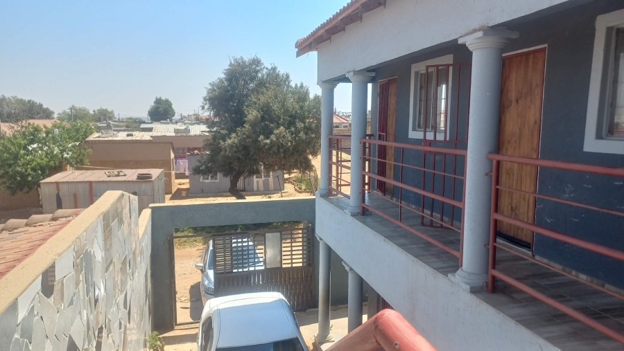 12 Bedroom Property for Sale in Tshepisong Gauteng