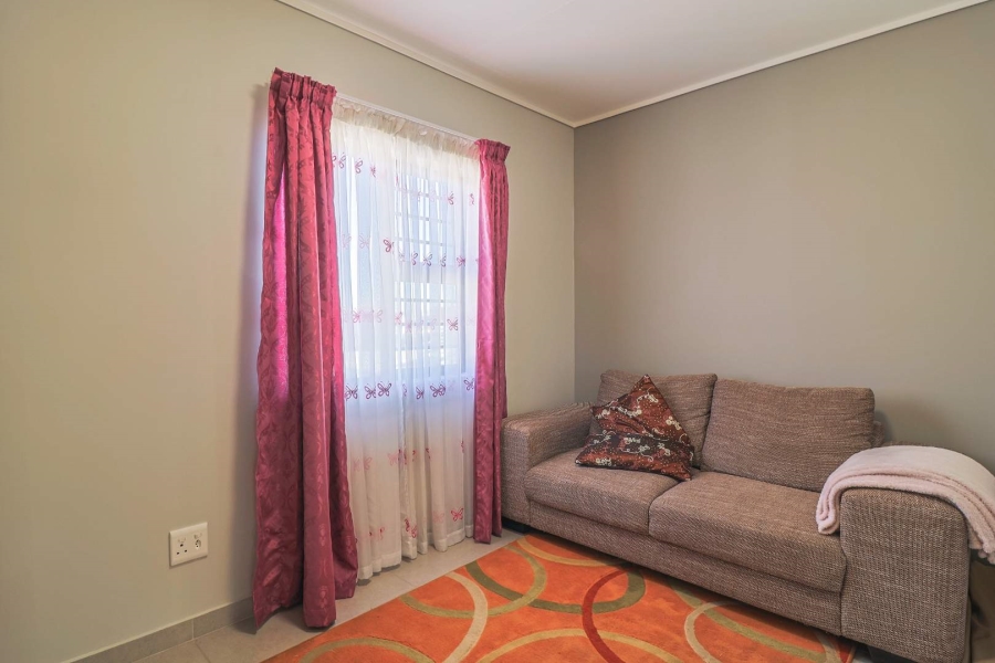 3 Bedroom Property for Sale in Albertsdal Gauteng