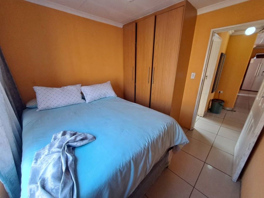 2 Bedroom Property for Sale in Protea Glen Gauteng