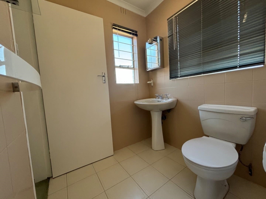 3 Bedroom Property for Sale in Maroeladal Gauteng