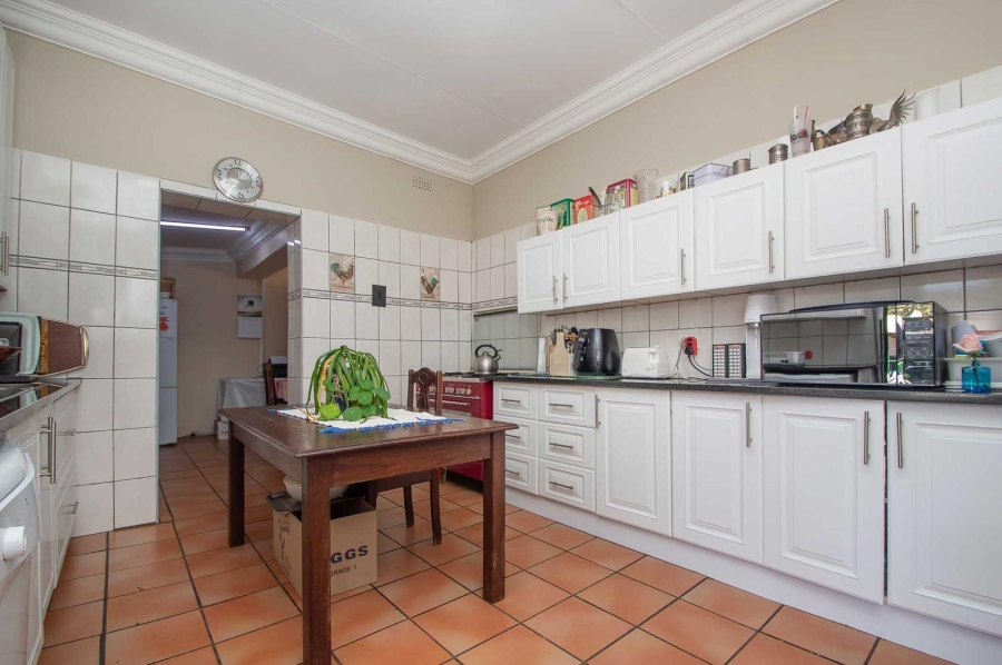 3 Bedroom Property for Sale in Linden Gauteng