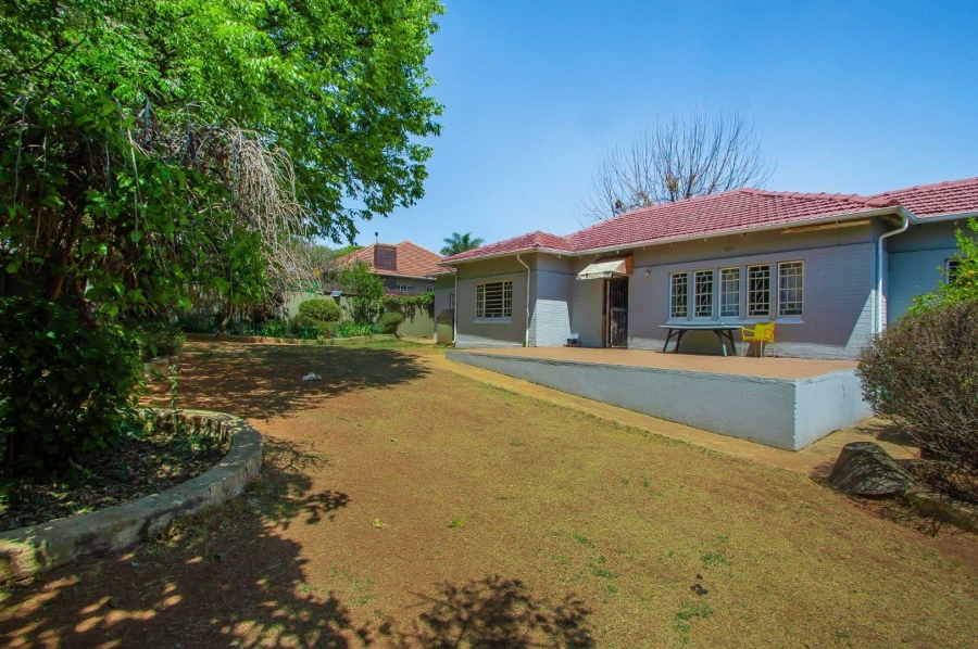 3 Bedroom Property for Sale in Linden Gauteng