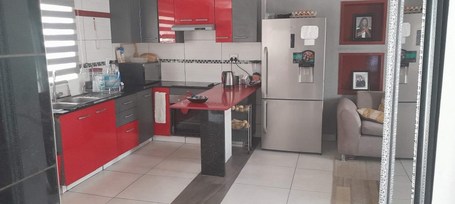 3 Bedroom Property for Sale in Cosmo City Gauteng