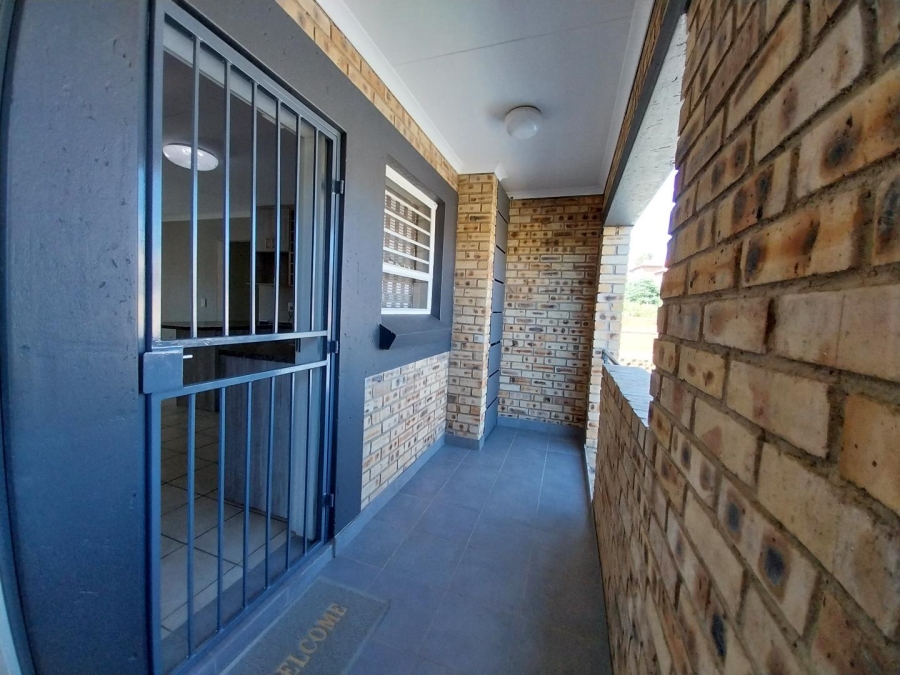 3 Bedroom Property for Sale in Wilgeheuwel Gauteng