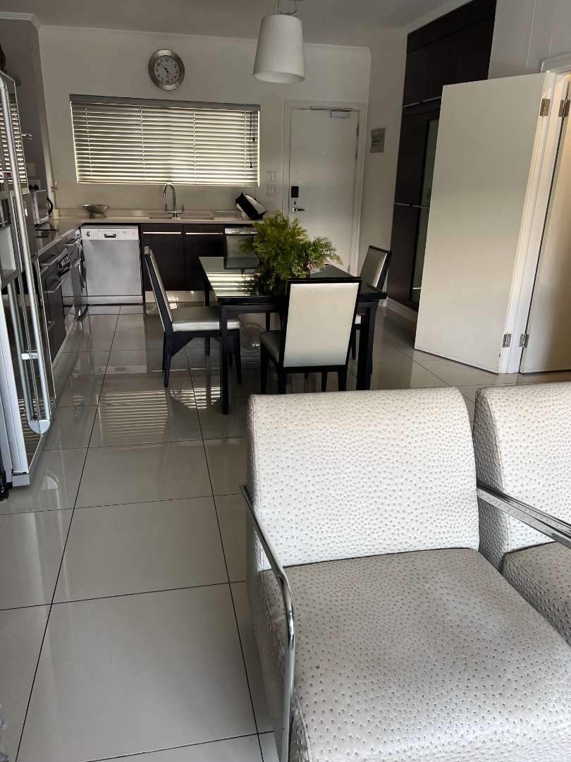 To Let 2 Bedroom Property for Rent in Sandton Central Gauteng