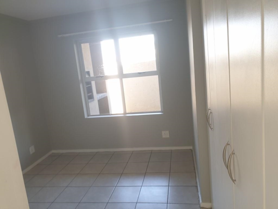 To Let 2 Bedroom Property for Rent in Ferndale Gauteng