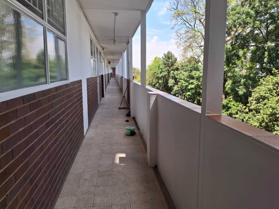 1 Bedroom Property for Sale in Illovo Gauteng