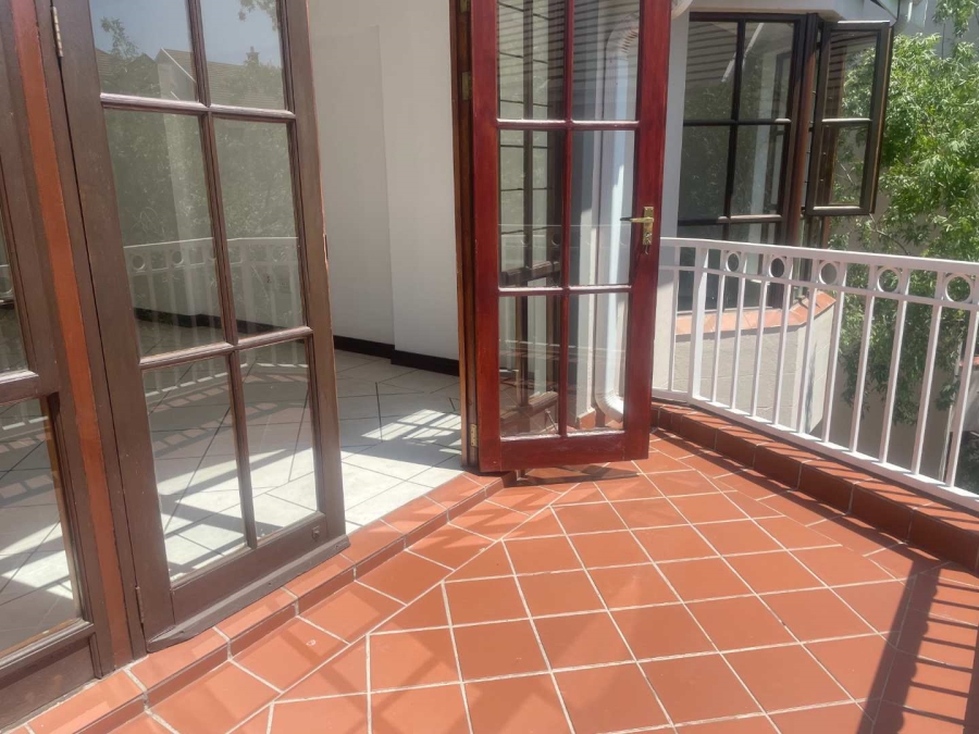 To Let 2 Bedroom Property for Rent in Rivonia Gauteng