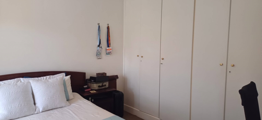 To Let 2 Bedroom Property for Rent in Saxonwold Gauteng