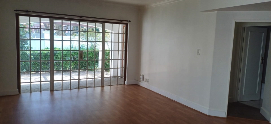 To Let 2 Bedroom Property for Rent in Saxonwold Gauteng