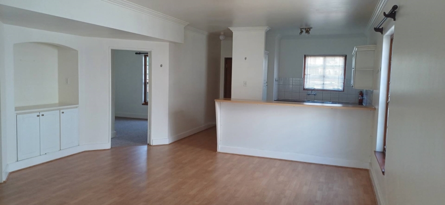 To Let 2 Bedroom Property for Rent in Saxonwold Gauteng